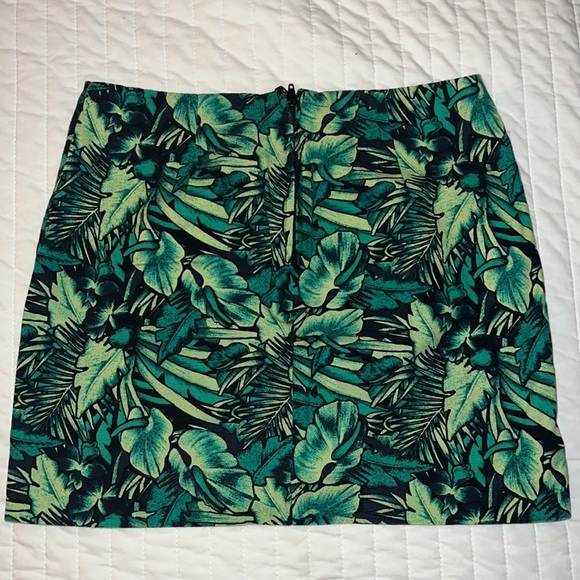 H&M Skirts Hm Green Jungle Mini Skirt Poshmark
